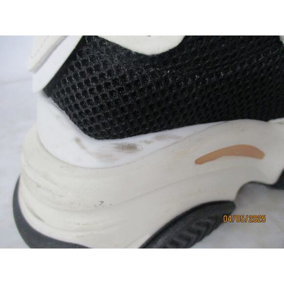 USED Steve Madden Women's Possession Chunky Lace-up Sneakers ,Black/Tan-Size 8 - Picture 12 of 16